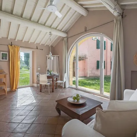 Le Versegge Resort Braccagni Exterior photo