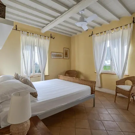 Le Versegge Resort Braccagni Exterior photo